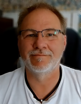 2023 06 06EH Portraitmod sml